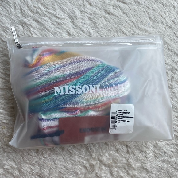 NWT Missoni Striped Halterneck OnePiece 40 (4) Small Rainbow Crochet Bikini Mare - Picture 10 of 16